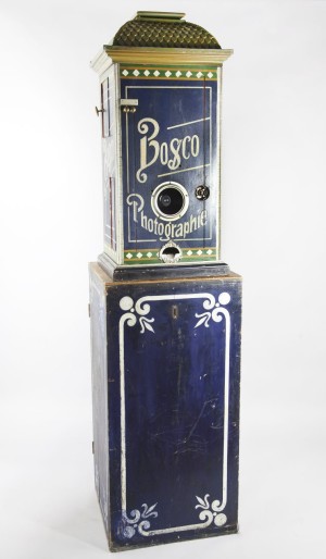 Bosco fotoautomat i Tekniska museets samlingar var en nyhet i Sverige 1897.